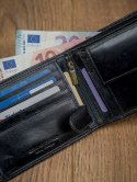 Skórzany portfel męski z systemem RFID - Rovicky Skórzany portfel męski z systemem RFID - Rovicky