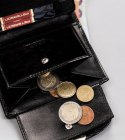 Skórzany portfel damski z systemem RFID zapinany na zatrzask - Peterson Skórzany portfel damski z systemem RFID zapinany na zatrzask - Peterson