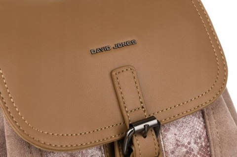 Plecak damski ze skóry ekologicznej z klapką - David Jones
