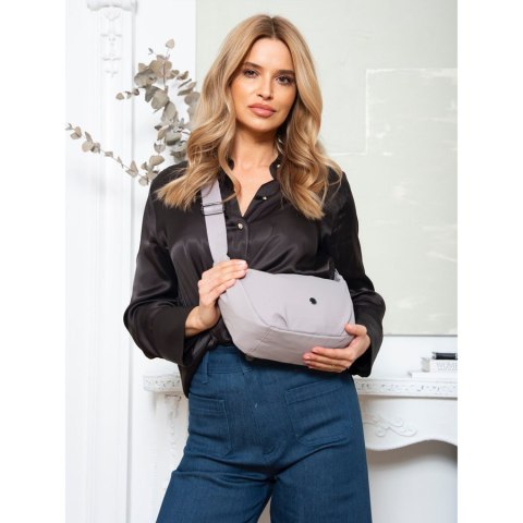 Listonoszka damska w kolorze lila zawieszona na regulowanym pasku - Peterson