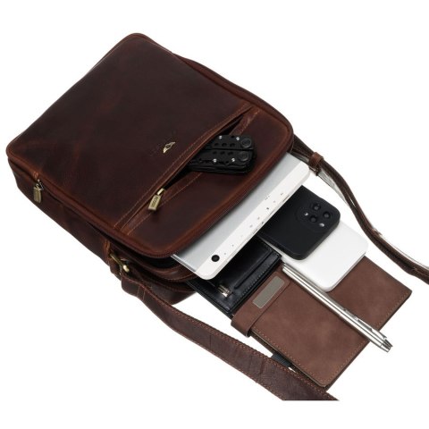 Listonoszka męska ze skóry naturalnej w brązowym kolorze z zewnętrzną kieszenią na suwak - Peterson