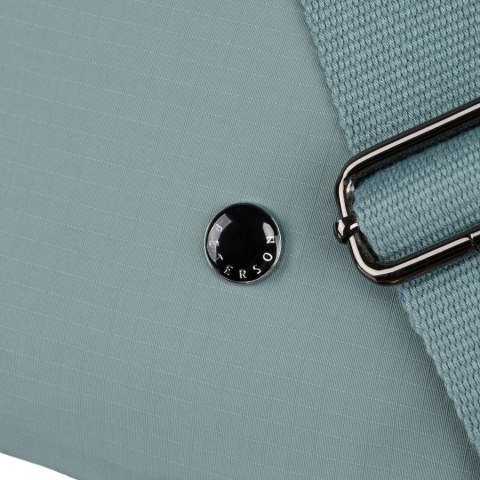 Niebieska torebka damska z poliestru z kieszenią zamykaną na suwak - Peterson