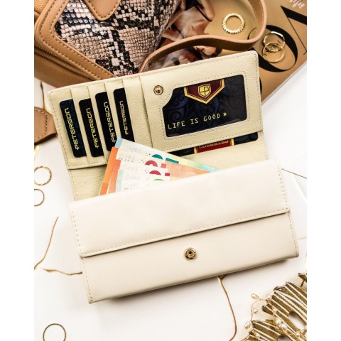 Elegancki portfel damski w kwiaty wykonany ze skóry naturalnej i ekologicznej zamykany zatrzaskiem - Peterson Elegancki portfel damski w kwiaty wykonany ze skóry naturalnej i ekologicznej zamykany zatrzaskiem - Peterson