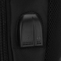 Plecak szkolny z poliestru w czarnym kolorze z portem USB - Peterson Plecak szkolny z poliestru w czarnym kolorze z portem USB - Peterson