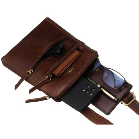 Elegancka, skórzana listonoszka męska w brązowym kolorze zamykana suwakiem - Peterson Elegancka, skórzana listonoszka męska w brązowym kolorze zamykana suwakiem - Peterson