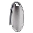 Elegancka kopertówka damska w srebrnym kolorze wykonana z tkaniny syntetycznej i zamykana klipsem magnetycznym - Rovicky