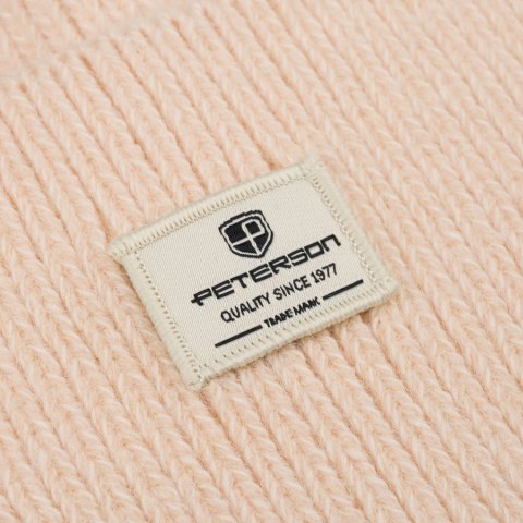 Beżowa zimowa czapka damska beanie w uniwersalnym rozmiarze z logo marki - Peterson