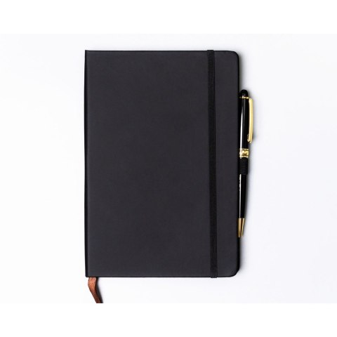 Czarny notes w twardej oprawie formacie A5 zadrukowany w linie - Peterson