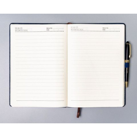 Granatowy notes w formacie B5 z gumką zamykającą, zadrukowany w linie - Peterson