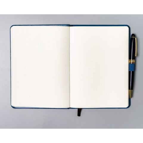 Niebieski notes w formacie B6 zadrukowany w kropki - Peterson