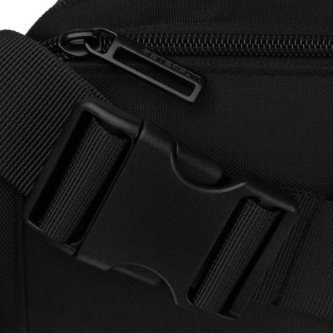 Czarna saszetka męska, jednokomorowa z trzema dodatkowymi kieszeniami - Peterson